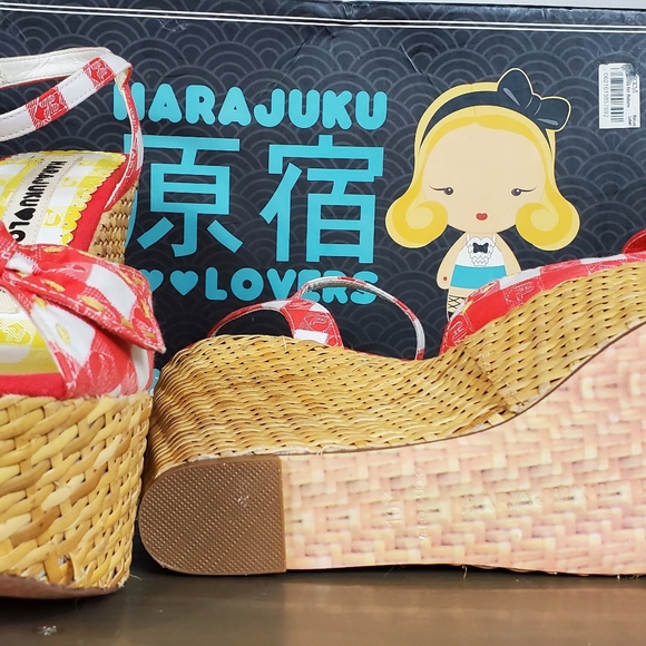 Harajuku Lovers Picnic Wedges - Picture 7 of 7
